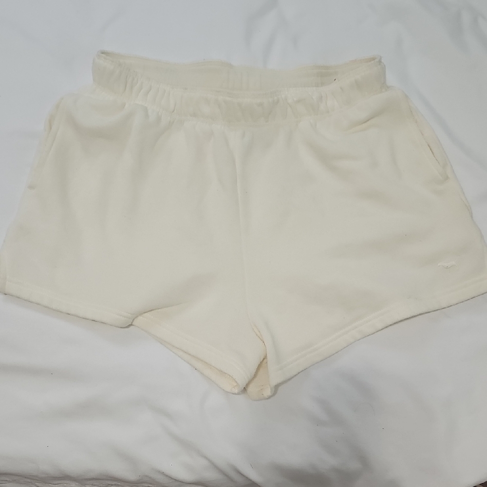 Women's Cream Shorts
